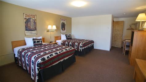 west yellowstone montana family motel rooms